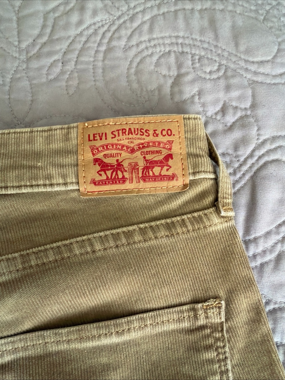 Women’s Levi brand Beige Flared corduroy jeans size 28 - Picture 5 of 8